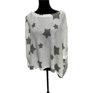 POL Women's Size‎ S Gray/Green Star Pattern Pullover Sweater Polyester